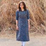 Bhavana Instagram - 🦋 🦋 🦋 Outfit @swa._.stik Photography @hari_thirumala #Bhavana #BhavanaMenon #Mrsjune6