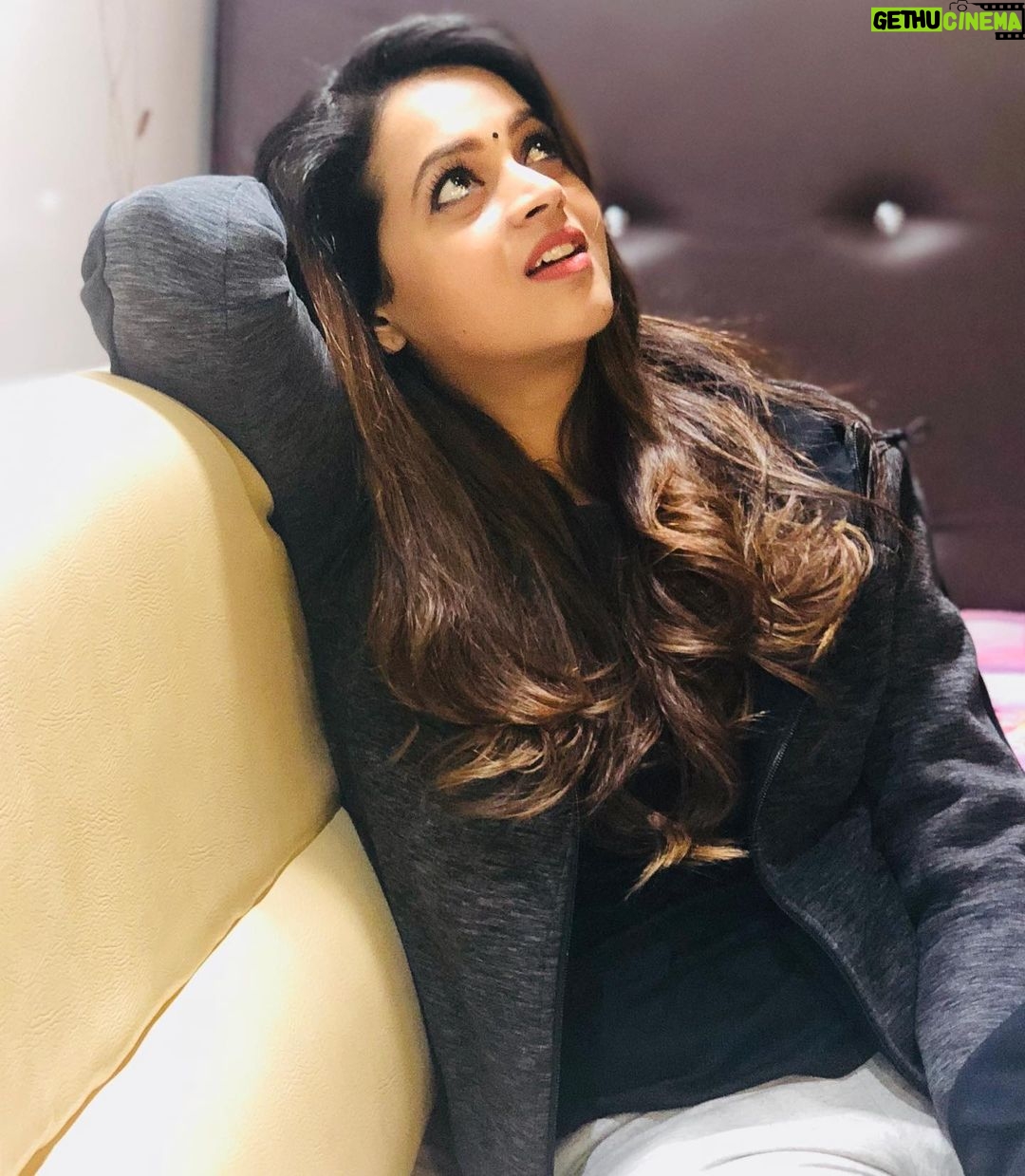 Bhavana Instagram - I wonder what I look like in your eyes 👁 👁 #CaravanLife #Bhavana #BhavanaMenon #Mrsjune6