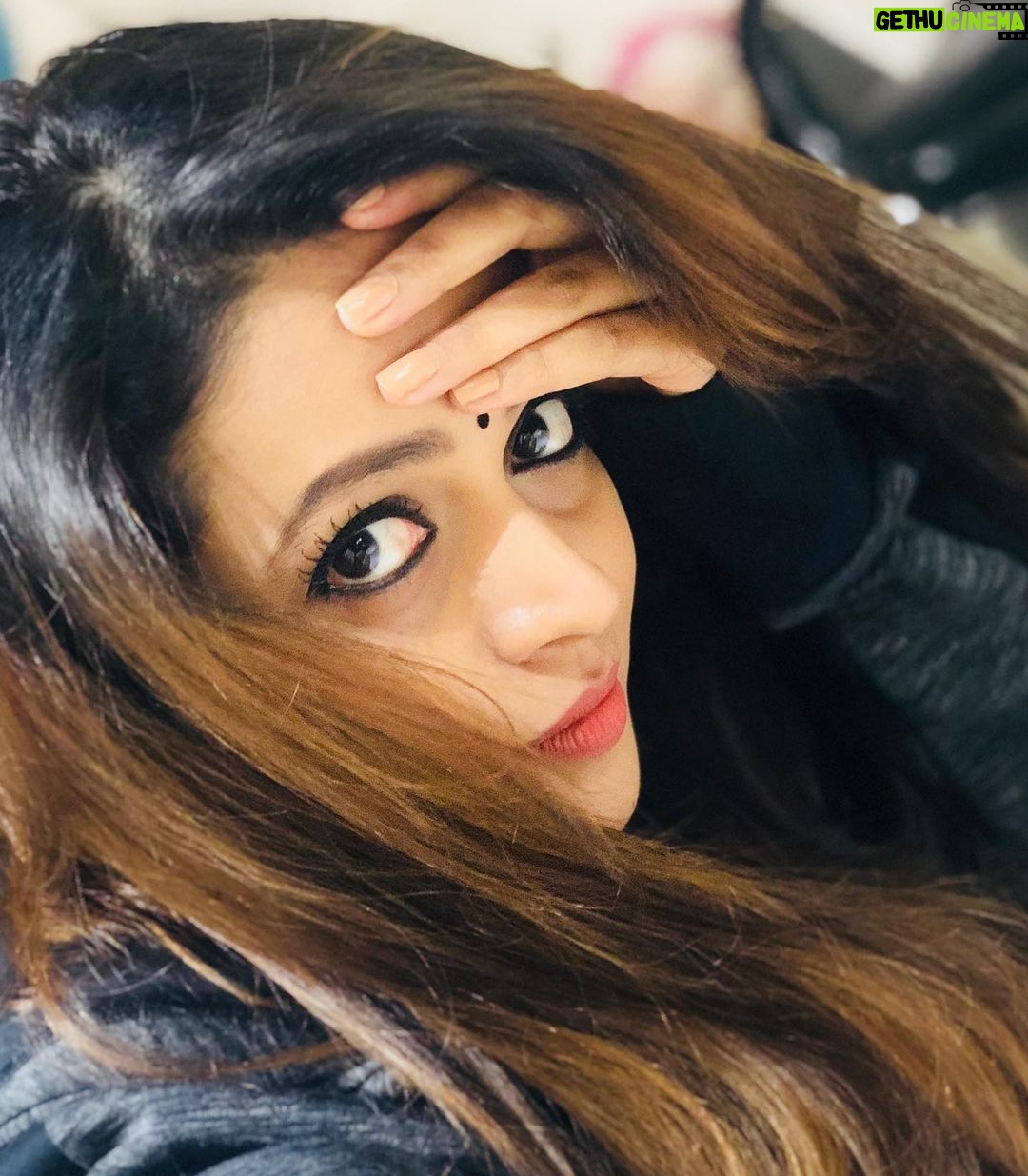 Bhavana Instagram - I wonder what I look like in your eyes 👁 👁 #CaravanLife #Bhavana #BhavanaMenon #Mrsjune6