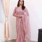 Bhavana Instagram - 🌸🌸🌸🌸 Styling @sabarinathk_ Jewellery @seeruscollections Hair @jeenastudio Photography @pranavraaaj Makeup by me 🧚🏻‍♀️ #Bhavana #BhavanaMenon #Mrsjune6