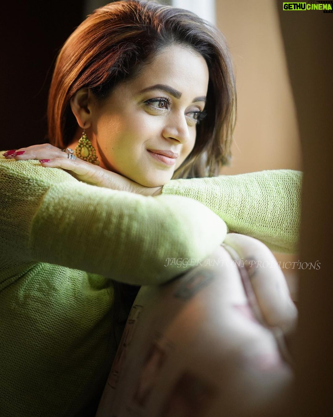 Bhavana Instagram - 🍏 📸 @jagger.antony #Bhavana #BhavanaMenon #Mrsjune6