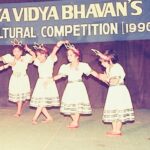 Bhavana Instagram - Sometimes I wish I could just rewind back to childhood and press pause ....to be absolutely careless about the world !!! #FlashBackFriday #Bhavana #BhavanaMenon #Mrsjune6 #ChildhoodMemories #SchoolDays