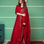 Bhavana Instagram - 🌹❣️ Outfit @t.and.msignature Earrings @m.o.dsignature Styling @sabarinathk_ 📸 @pranavraaaj #Bhavana #BhavanaMenon #Mrsjune6