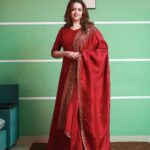 Bhavana Instagram - 🌹❣️ Outfit @t.and.msignature Earrings @m.o.dsignature Styling @sabarinathk_ 📸 @pranavraaaj #Bhavana #BhavanaMenon #Mrsjune6