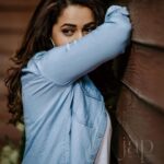 Bhavana Instagram - 🤍💙 Bloom & Grow 💙🤍 📸 @jagger.antony #Bhavana #BhavanaMenon #Mrsjune6