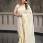 Bhavana Instagram - IFFK 🙏🏻🙏🏻🙏🏻 #OverWhelmed #Grateful #IFFK #26ThInternationalFilmFestival 📸 @sandeep_xposure Hair @jeenastudio Saree @labelmdesigners #Bhavana #BhavanaMenon #Mrsjune6