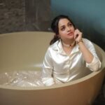 Bhavana Instagram - 🤍🦢🕊️🩶 Outfit & Styling @sabarinathk_ Hair @jeenamakeupartist 📸 @pranavraaaj #Bhavana #BhavanaMenon #Mrsjune6