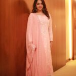 Bhavana Instagram – As long as there’s PINK in the world 
💕💗💖💞💓🌸🌷💝🍬👛🦩🩰
Outfit & Styling @sabarinathk_ 
Makeup &Hair @jeenamakeupartist 
Photography @pranavraaaj 
BTS entertainer @shaneemz 
Light assistant @priyankaaa_ps #Bhavana #BhavanaMenon #Mrsjune6