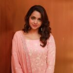 Bhavana Instagram - As long as there’s PINK in the world 💕💗💖💞💓🌸🌷💝🍬👛🦩🩰 Outfit & Styling @sabarinathk_ Makeup &Hair @jeenamakeupartist Photography @pranavraaaj BTS entertainer @shaneemz Light assistant @priyankaaa_ps #Bhavana #BhavanaMenon #Mrsjune6