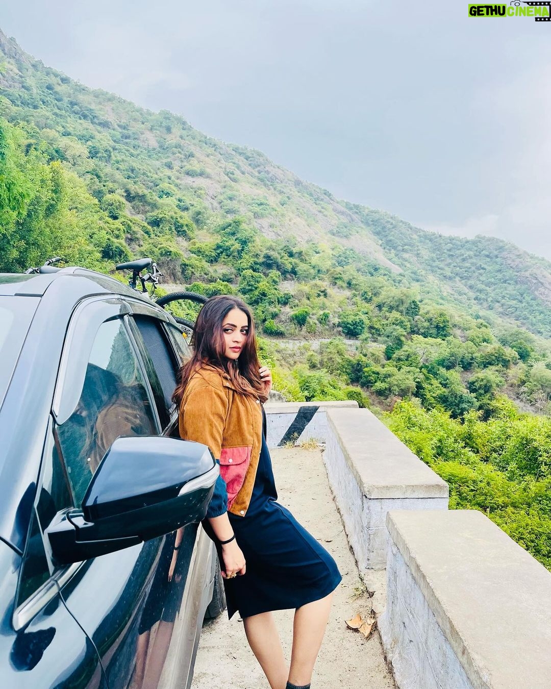 Bhavana Instagram - GO WHERE YOU FEEL ALIVE !!! #Bhavana #BhavanaMenon #Mrsjune6