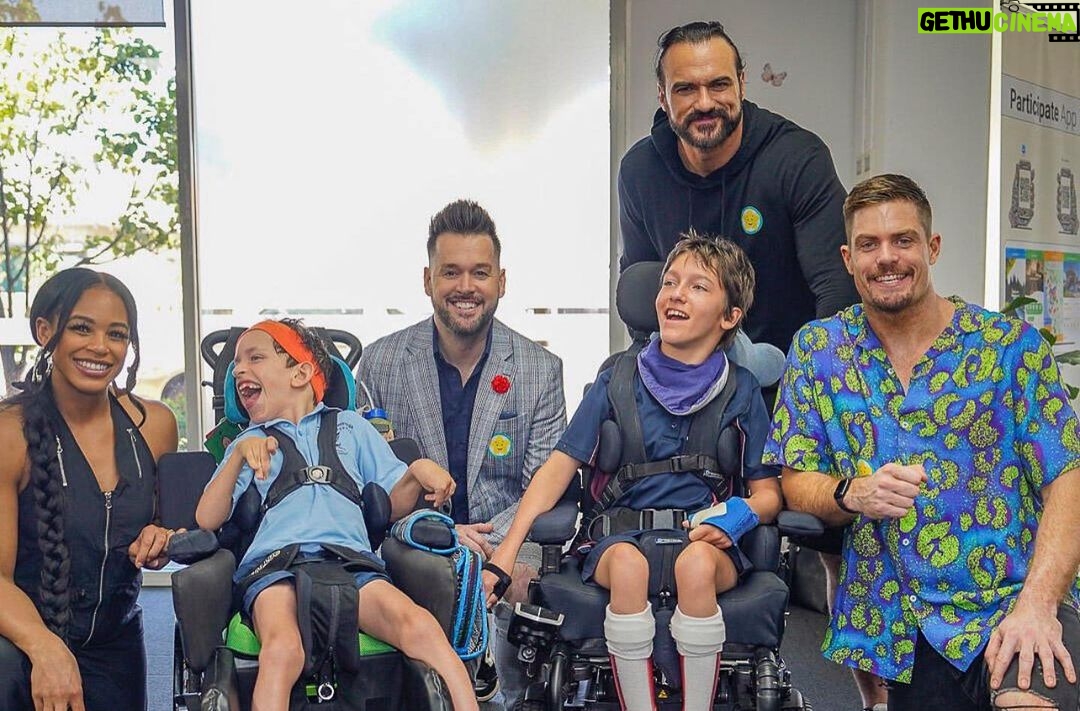 Bianca Crawford Instagram - The important things! The special things! Thank you for having us, thank you for inspiring us, thank you for putting smiles on our faces! Perth, Western Australia