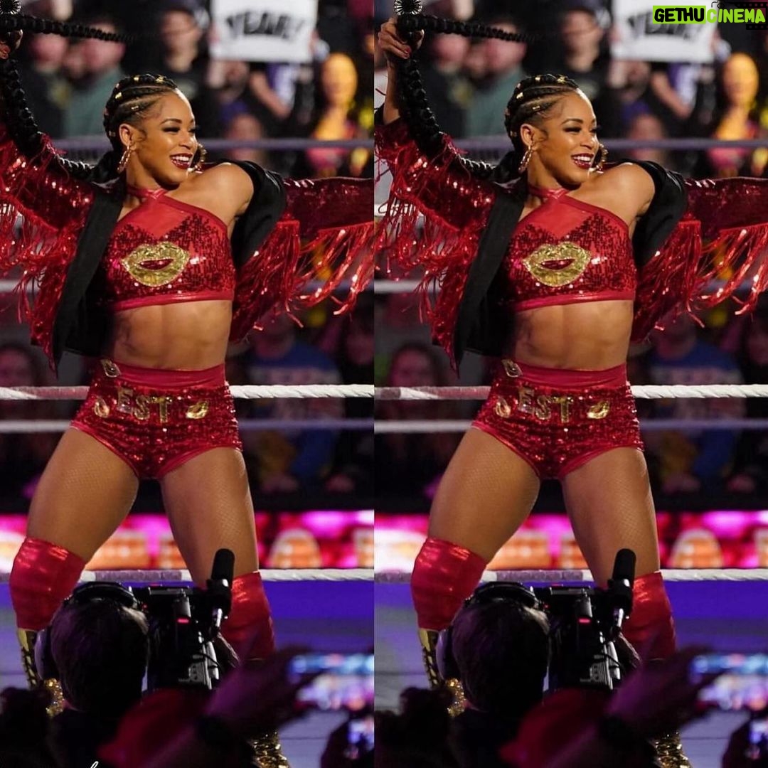 Bianca Crawford Instagram - One step closer to #wrESTleMania! See you in Perth #EliminationChamber #ESTofWWE #Smackdown