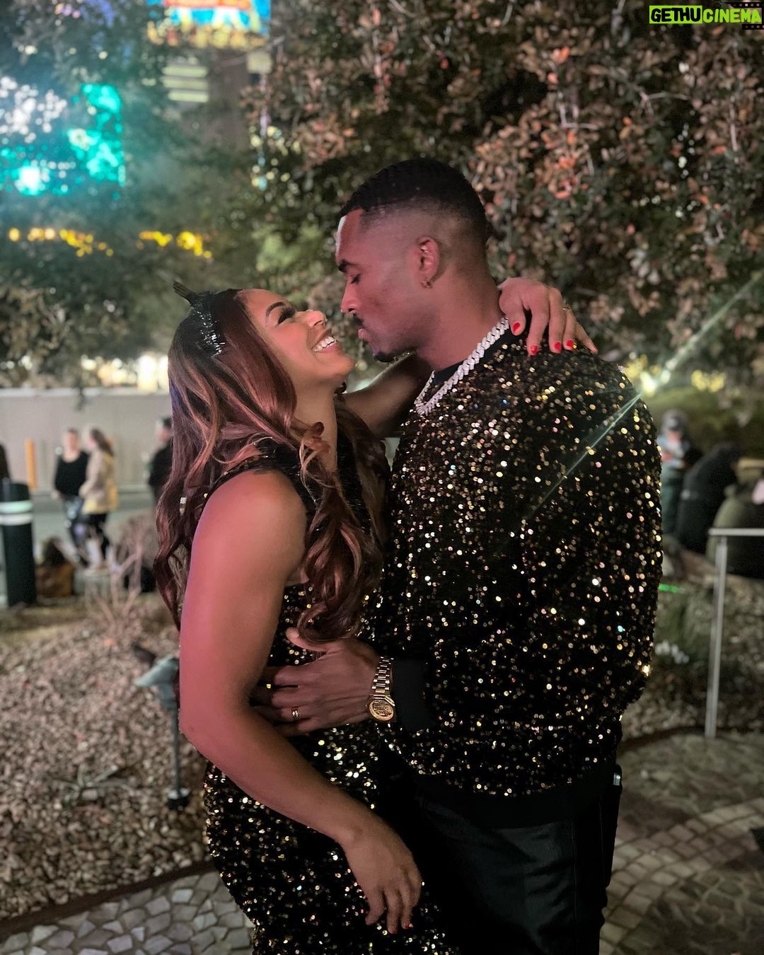 Bianca Crawford Instagram - Happy New Year! 2024. Ended & Starting the Year with my homie, my lover, my friend. On Repeat. #HappyNewYear #ESTofWWE