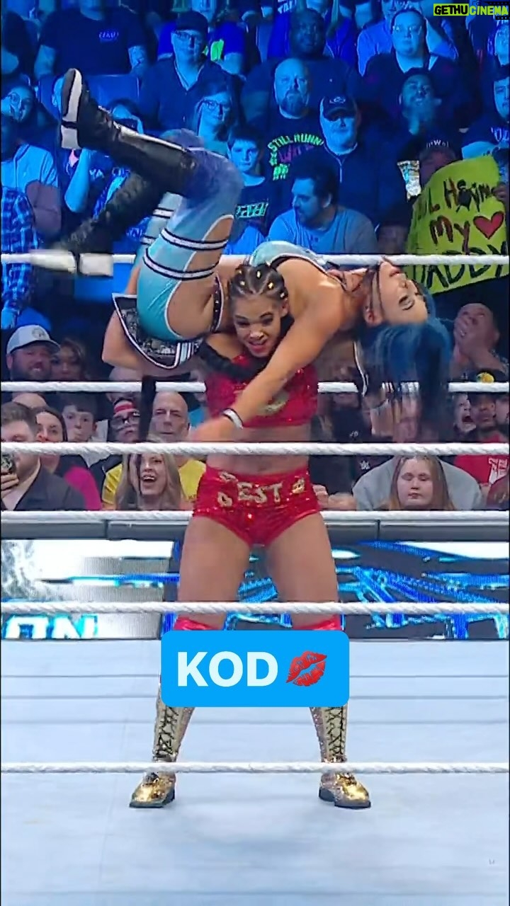 Bianca Crawford Instagram - @biancabelairwwe’s road to #WrestleMania starts NOW! Next stop: #WWEChamber: Perth! 💪