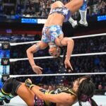 Bianca Crawford Instagram - Abs contoured with nothing but HARD WORK. … and genetics. We stay putting in werk over here! #ESTofWWE #wrESTleMania #Smackdown Gear: Made by ME