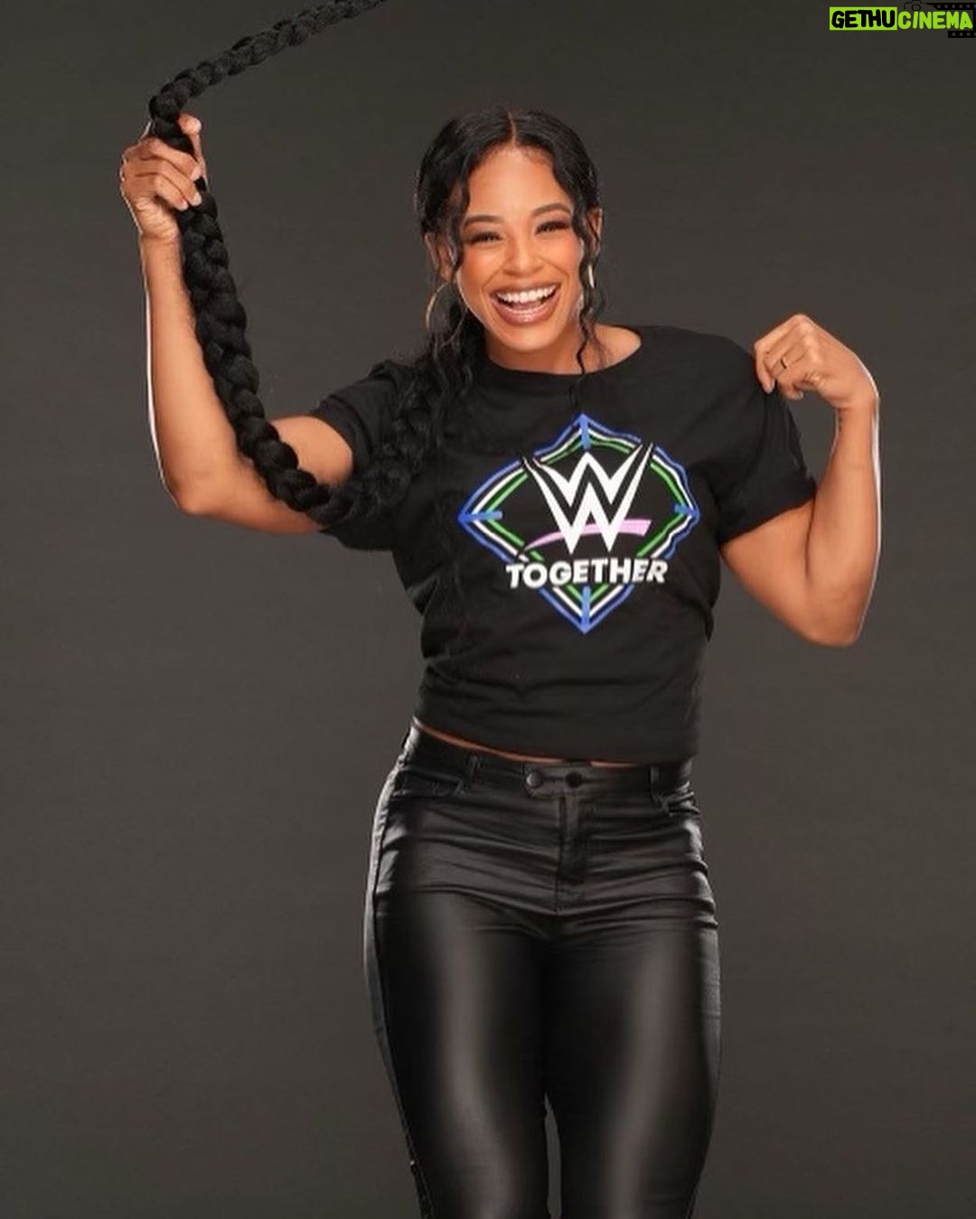 Bianca Crawford Instagram - WWE is celebrating Women’s History Month with @LoveHasNo_ with the launch of a new t-shirt collection! Visit http://wwe.me/shopwhm for more info!