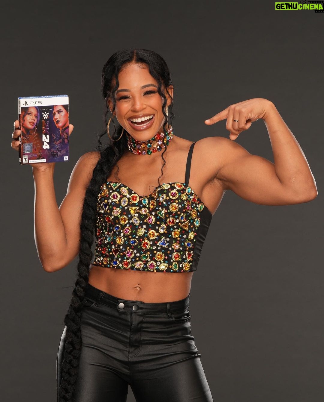 Bianca Crawford Instagram - Happy Launch Day! #WWE2k24 Cover Star ⭐️ This is a day of celebration! Now go buy the game! ❤️❤️❤️ I love my community! We represent power, grace, humility, positivity, strength, love, compassion, confidence, fearlessness, morale, fortitude, assurance, pride, unity, integrity… and you showed that! I see yall. I love yall. I appreciate y’all. 🥰 #ESTofWWE #ESTate #ESTies