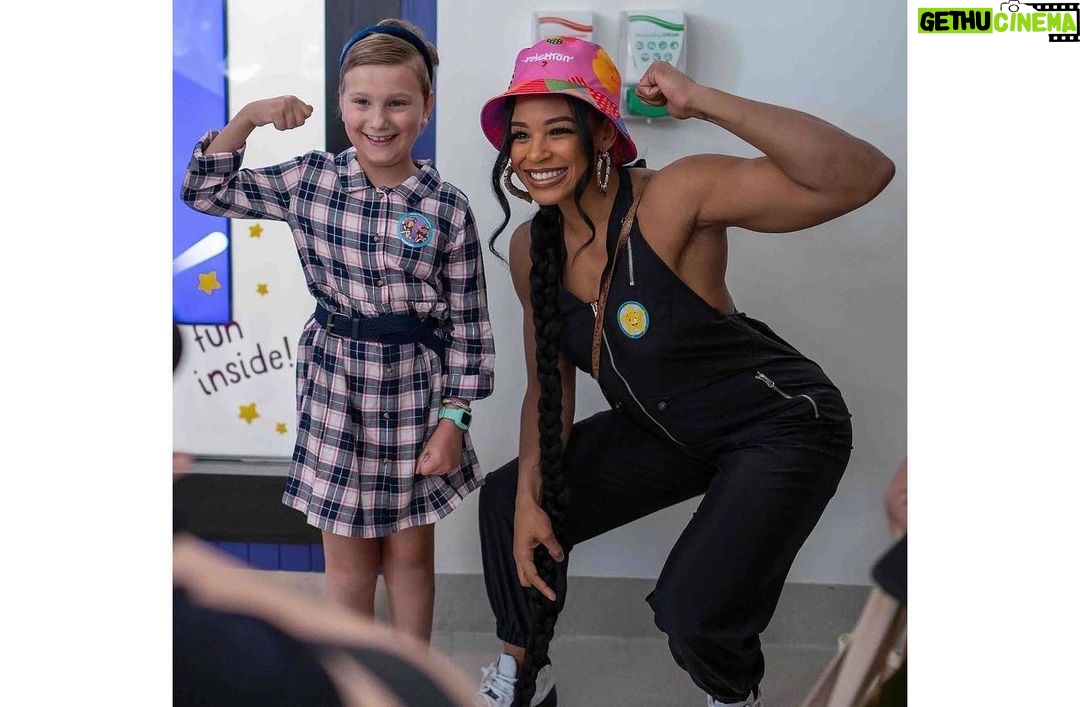 Bianca Crawford Instagram - The important things! The special things! Thank you for having us, thank you for inspiring us, thank you for putting smiles on our faces! Perth, Western Australia