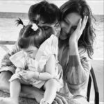 Bipasha Basu Instagram – Blessed 🙏🧿
#choosingsunshine #choosinghappiness #monkeylove #loveyourself