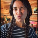 Biran Damla Yılmaz Instagram - Ev hali deyince de biz…. No make-up, yes ptt👽