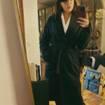 Biran Damla Yılmaz Instagram - Firuzeler burda mı?🥂🌻
