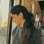 Biran Damla Yılmaz Instagram - Firuzeler burda mı?🥂🌻