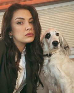 Biran Damla Yılmaz Instagram - O zaman koptuk biz…🫶🏻 @kopukdizi son kez, bu akşam🥂