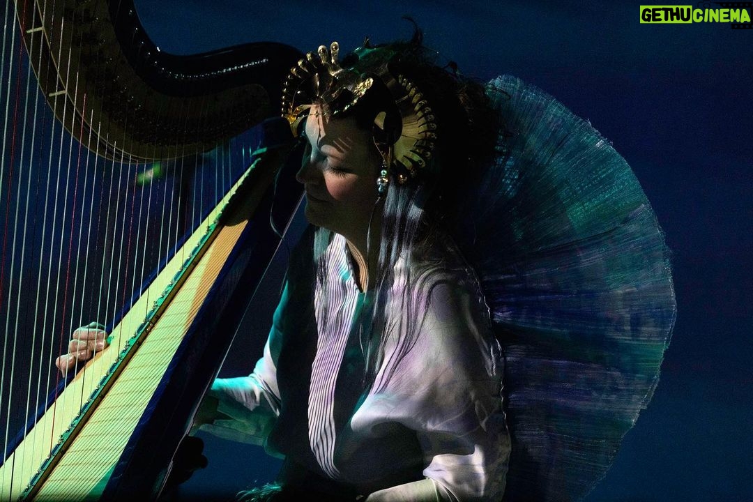 Björk Instagram - thanks for tonight kraków! musicians : @viibraflutes @bergurth @manudelagomusic @katiebuckleyharpist bjork outfit @maison_kimhekim headpieces @james.t.merry vinyl top @vaquera.nyc shoes @driesvannoten sphæra dress @irisvanherpen musicians outfits @balmain hair pieces @tomikono_wig makeup @isshehungry styling @eddagud photos @santiagraphy Kraków