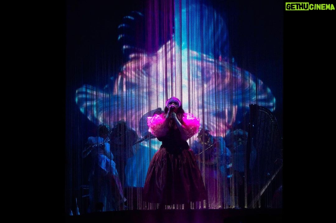 Björk Instagram - thanks for tonight vienna! It was a pleasure having one of your very own onstage tonight, manu delago. musicians : @viibraflutes @bergurth @manudelagomusic @katiebuckleyharpist bjork outfit @ndreaskronthaler @viviennewestwood headpieces @james.t.merry gloves @jan_eneskey shoes @melissaofficial x victor & rolf sphaera dress @irisvanherpen musicians outfits @balmain hair pieces @tomikono_wig makeup @isshehungry styling @eddagud photos @santiagraphy Vienna, Austria