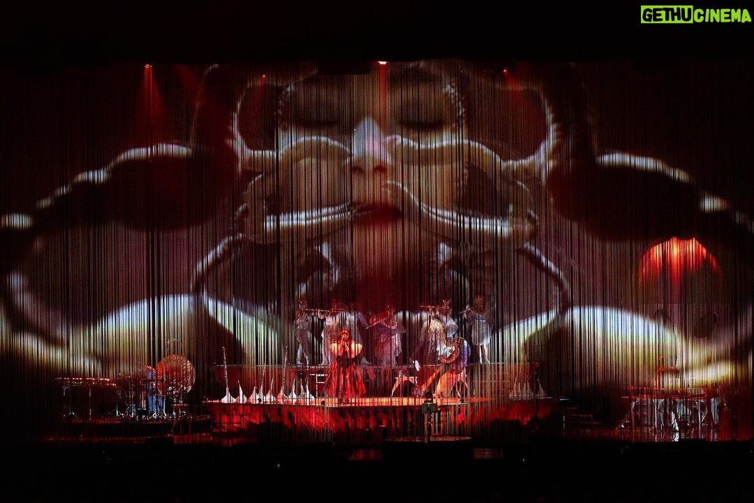 Björk Instagram - thanks for tonight vienna! It was a pleasure having one of your very own onstage tonight, manu delago. musicians : @viibraflutes @bergurth @manudelagomusic @katiebuckleyharpist bjork outfit @ndreaskronthaler @viviennewestwood headpieces @james.t.merry gloves @jan_eneskey shoes @melissaofficial x victor & rolf sphaera dress @irisvanherpen musicians outfits @balmain hair pieces @tomikono_wig makeup @isshehungry styling @eddagud photos @santiagraphy Vienna, Austria