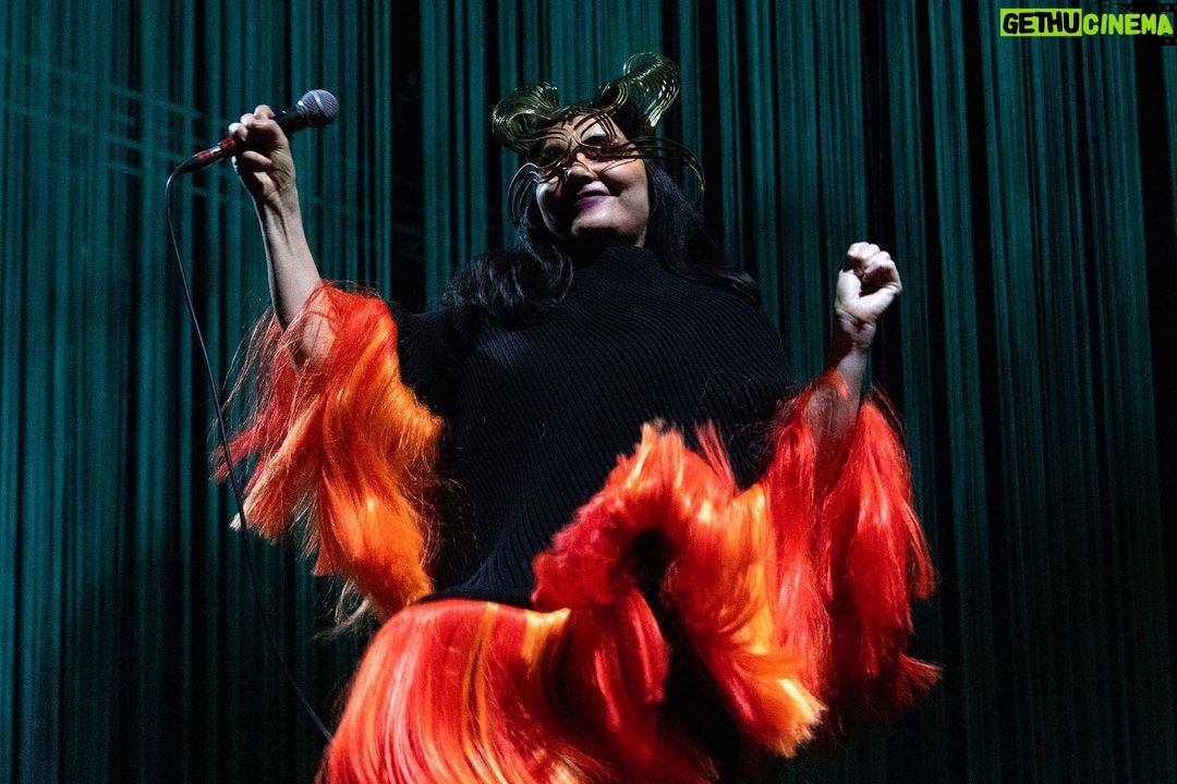Björk Instagram - thank you madrid for a beautiful evening ! musicians : @viibraflutes @bergurth @manudelagomusic @katiebuckleyharpist bjork dress @stinarand headpieces @james.t.merry leggings @vanebon shoes @maisonmargiela encore outfit @irisvanherpen musicians outfits @balmain hair pieces @tomikono_wig makeup @isshehungry styling @eddagud photos @santiagraphy