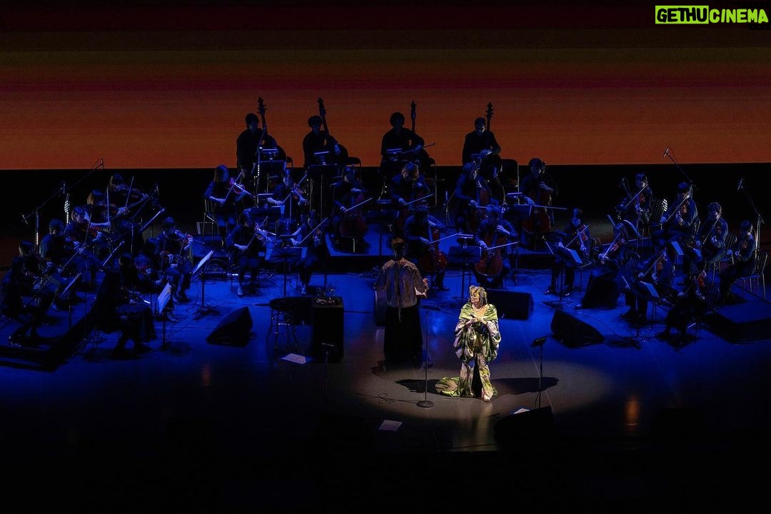 Björk Instagram - thanks for tonight tokyo ! conductor @bjarnifrimann orchestra : muroya strings headpiece @james.t.merry björk costume dress @delcoreofficial @danieldelcore bjarni outfit @__obsess__ hair @tomikono_wig makeup @isshehungry styling @eddagud photos @santiagraphy Tokyo, Japan