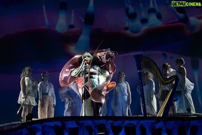 Björk Instagram - thanks for tonight bordeaux! musicians : @viibraflutes @bergurth @manudelagomusic @katiebuckleyharpist bjork outfit @kwkbykaykwok boots @driesvannoten headpieces @james.t.merry musicians outfits @balmain hair @johnvialhair musicians hair @tomikono_wig makeup @isshehungry styling @eddagud photos @santiagraphy Bordeaux, France