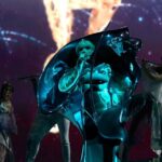 Björk Instagram - thanks for tonight bordeaux! musicians : @viibraflutes @bergurth @manudelagomusic @katiebuckleyharpist bjork outfit @kwkbykaykwok boots @driesvannoten headpieces @james.t.merry musicians outfits @balmain hair @johnvialhair musicians hair @tomikono_wig makeup @isshehungry styling @eddagud photos @santiagraphy Bordeaux, France