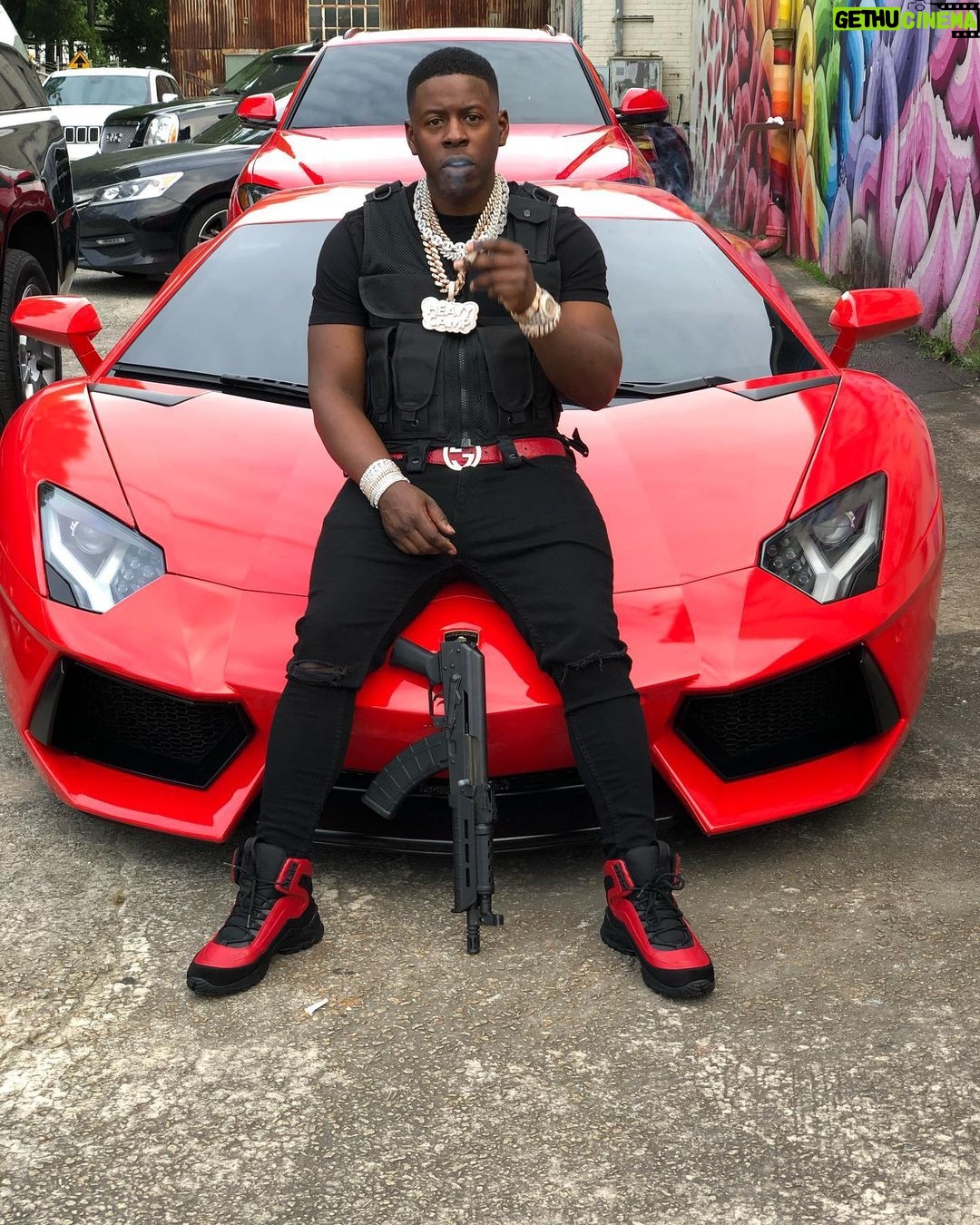 Blac Youngsta - 201.2K Likes - I DO BUSINESS NOT FAVORS I’M NOT YOUR BF💔🎁🛑🏋🏾♂️