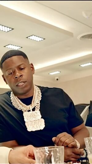 Blac Youngsta Instagram - Where I’m From Out Now👣🔥

You Can’t Trust Nobody I Swear To God🙌🏾Ni**AS Bi*CH*S🖕🏾

99.9% Kept It Fake With Me🗣I Don’t Wanna👂🏾Sh*t About No Loyalty From No Disloyal Ass Ni**AS💯

Drop Yo Cash App⬇️I’m Giving Back💰🙏🏾

#HeavyCampWeTheLabel🖤🏋🏾‍♂️