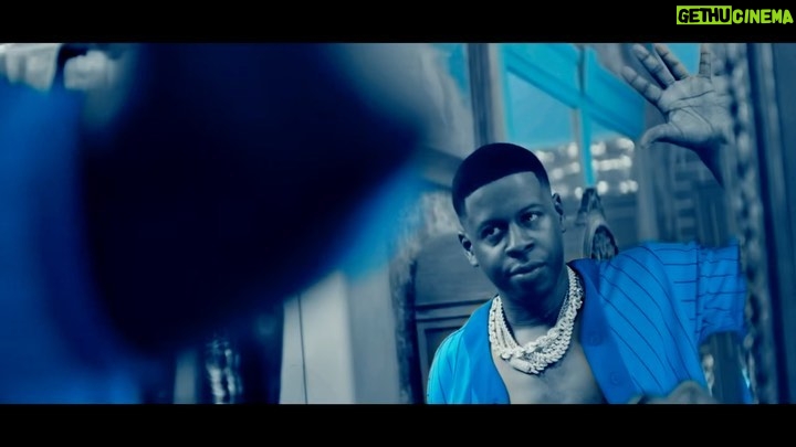 Blac Youngsta Instagram - I DON’T TRUST NOBODY BUT GOD AT THIS POINT IN LIFE 🙌🏾 YOU HAVE TO STAND ON WAT YOU BELIEVE N #4LIFE💯 NEVER KNOW PEOPLE TRU COLORS🔥OUT NOW🏋🏾♂️