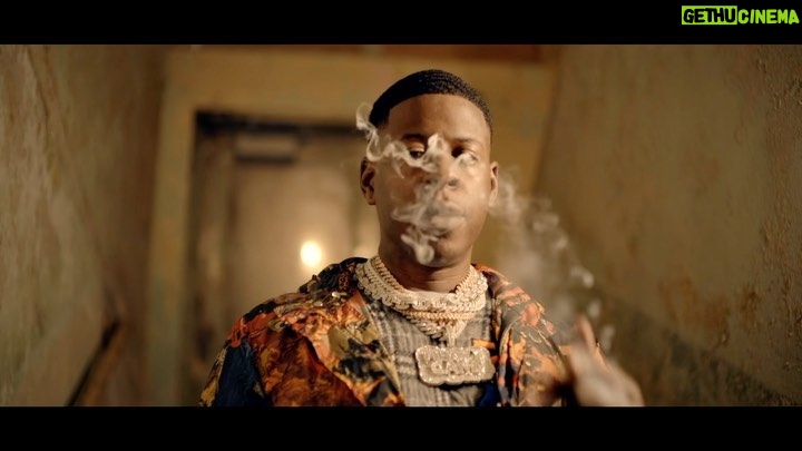 Blac Youngsta - 34.7K Likes - THE WORLD 🌎 WE LIVING IN TODAY MF A PUT THE MONEY BEFORE ANYTHING BUT NOT ME🗣 #TRUSTNOBODY💯🥀🏋🏾♂️