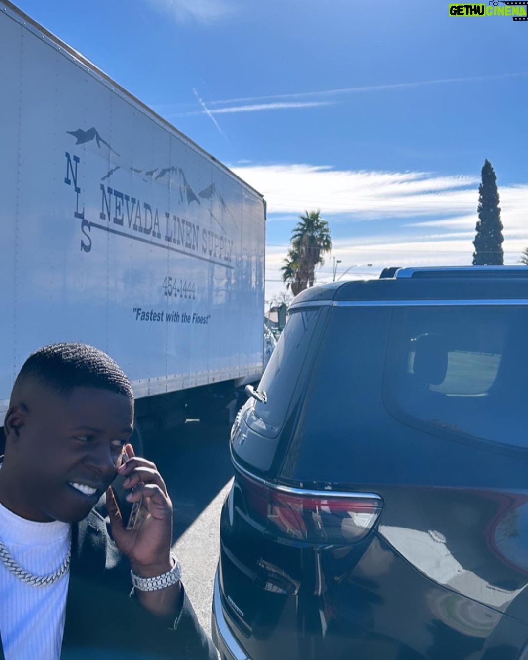 Blac Youngsta - 70.1K Likes - Thank You🙏🏾My Lord For Another☝🏾I’m Never👎🏾Taking Life For Granted🤝🏾God Got My Attention🙌🏾
Happy Birthday To The Blac⚫️Sheep🐑And Whoever Celebrating🎉The Same Day As Me🎊 #HeavyCamp🖤🏋🏾♂️