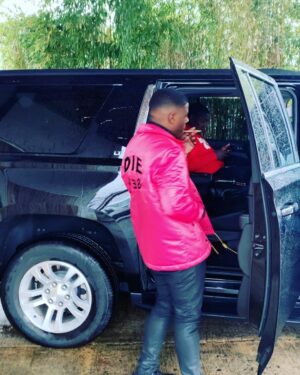 Blac Youngsta Instagram - AND I GOTTA MILLION DOLLAR BOND THAT’S WHAT THEY HIT ME FOR... IMA PAY THIS SHIT LIKE ITS NON THATS IN MY DIDDY VOICE & THIS RAP SHIT WAS ALL A DREAM THAT’S IN MY BIGGIE VOICE #HEAVYCAMP🏋🏾‍♂️