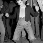 Brooke Shields Instagram - New Year’s Eve moves 🕺🪩 be safe tonight!! #newyearseve