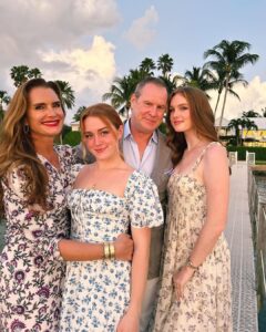 Brooke Shields Instagram - Happy birthday, my love!! ❤️🍾🎂 I have no idea what we’d do without you Chris, love you so so much xx