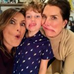 Brooke Shields Instagram - Happy birthday @therealmariskahargitay… through the laughs & the tears, so much love and of course fun! 🎈❤️
