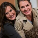 Brooke Shields Instagram - Happy birthday @therealmariskahargitay… through the laughs & the tears, so much love and of course fun! 🎈❤️