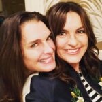 Brooke Shields Instagram - Happy birthday @therealmariskahargitay… through the laughs & the tears, so much love and of course fun! 🎈❤️
