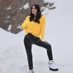 Burcu Kiratli Instagram - 🎿❄️⛄️💛 ( son 3 fotoğraf ruh halim 😜 )