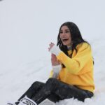 Burcu Kiratli Instagram - 🎿❄️⛄️💛 ( son 3 fotoğraf ruh halim 😜 )