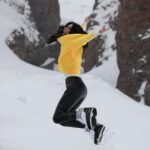 Burcu Kiratli Instagram - 🎿❄️⛄️💛 ( son 3 fotoğraf ruh halim 😜 )