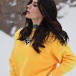 Burcu Kiratli Instagram - 🎿❄️⛄️💛 ( son 3 fotoğraf ruh halim 😜 )