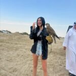 Burcu Kiratli Instagram - Ne harikaydı herşeyyy 🖤 🫠 ✨ @gqturkiye 🖤 #motogp 🏍️ Qatar - Doha